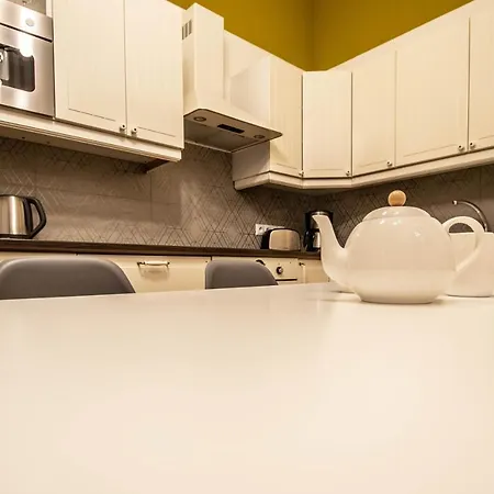Апартаменты Colorful 3bdr In Old Town Прага