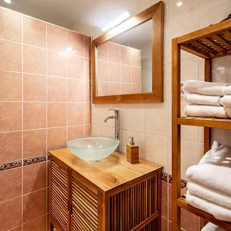 Colorful 3bdr In Old Town Апартаменты Прага